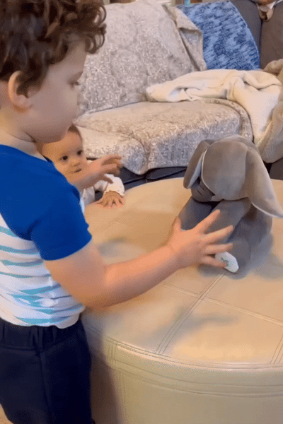 MelodiElefanten™ – Din lilla musikaliska elefantkompis